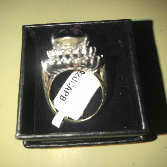 NWT COCKTAIL RING - Picture 5 of 5